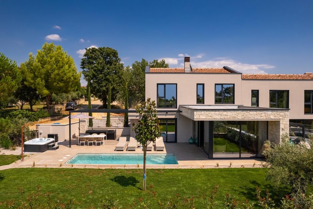 Luxury villa in Istria with private pool and garden near Poreč – Casa Tia exterior